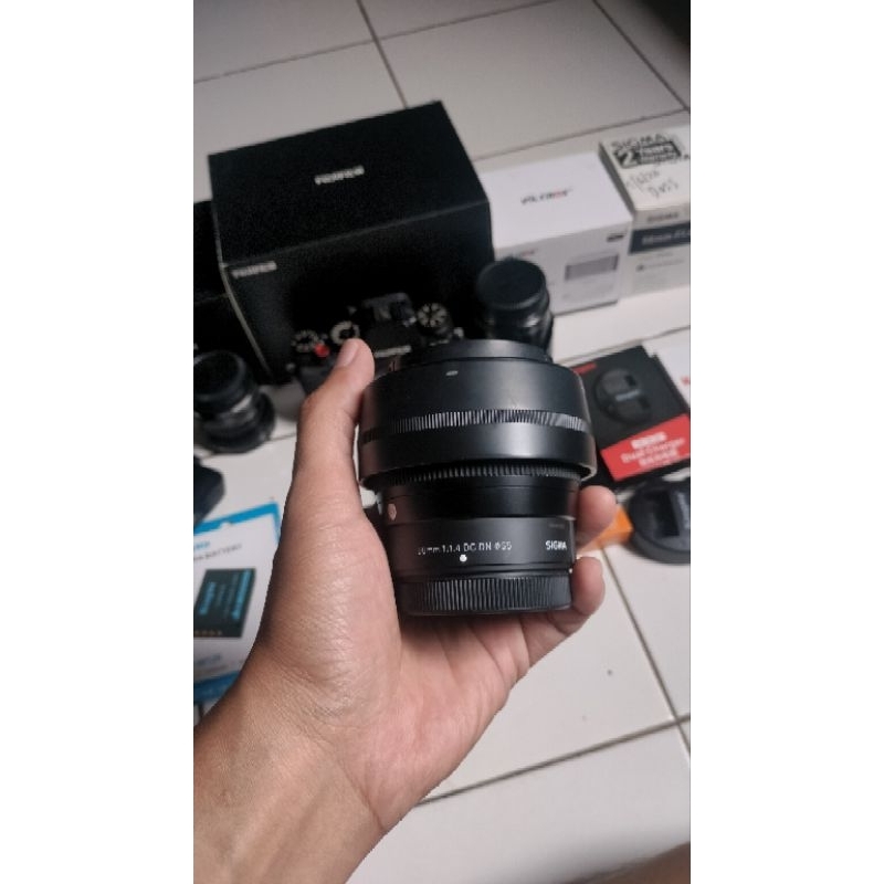 Lensa Sigma 56mm f1.4 For Fujifilm bekas