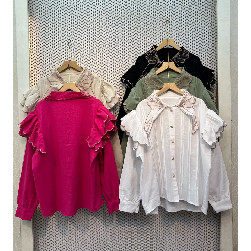 Blouse linen krah bordir Full kancing Bagian bahu ada rempelan