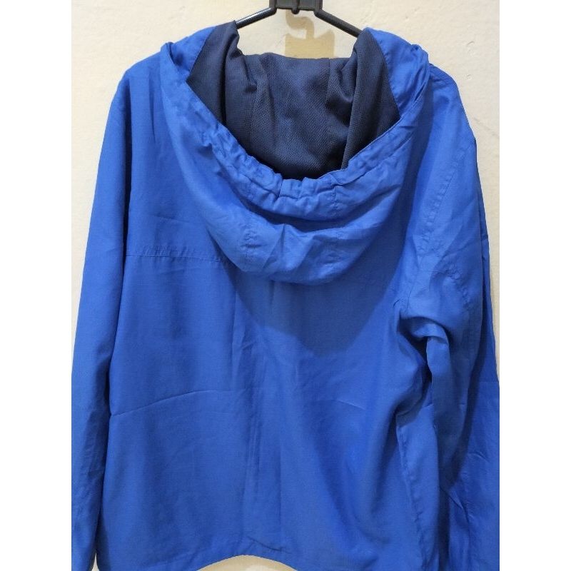 jaket parasut bossini