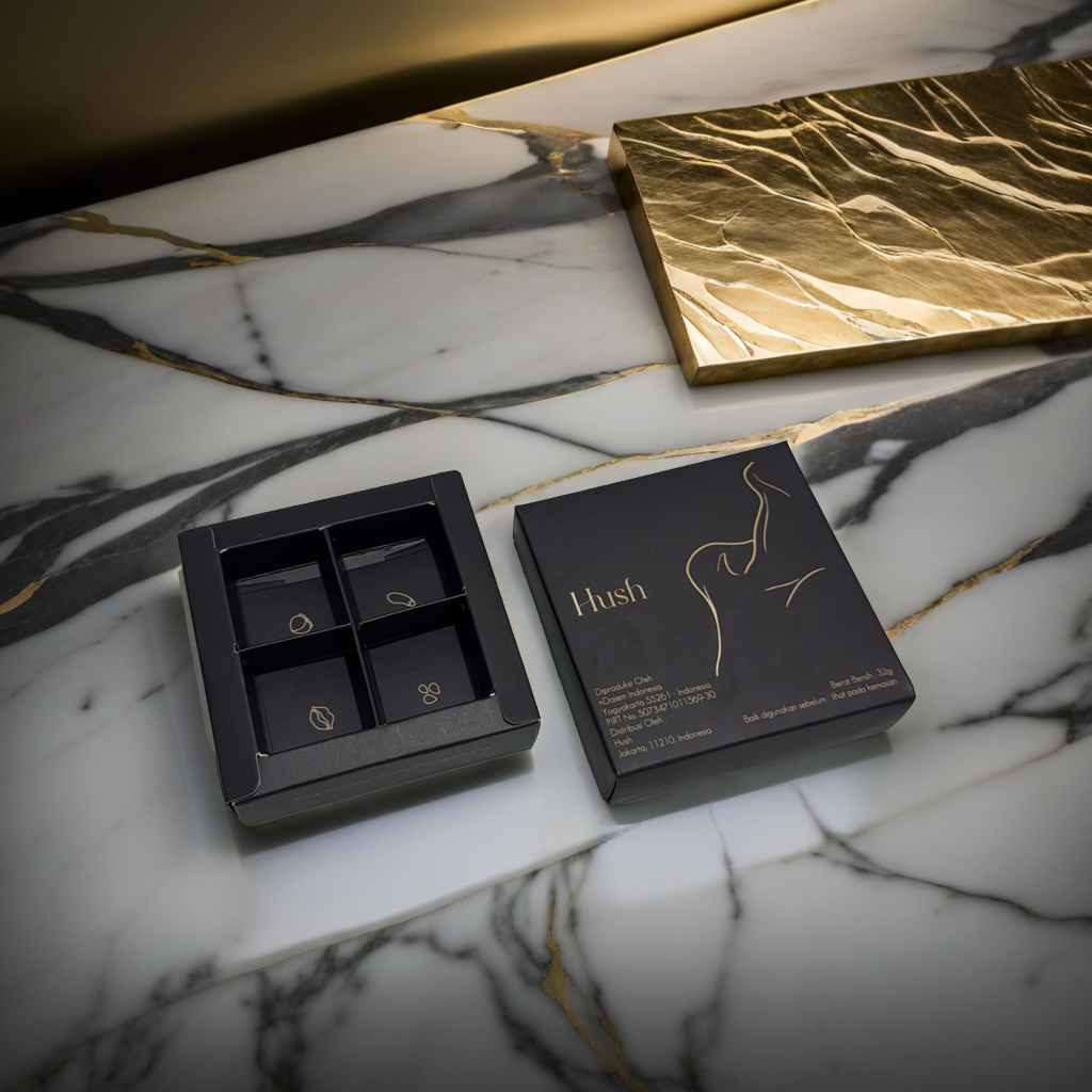

Hush chocolate Dark Chocolate for couple 32 gram