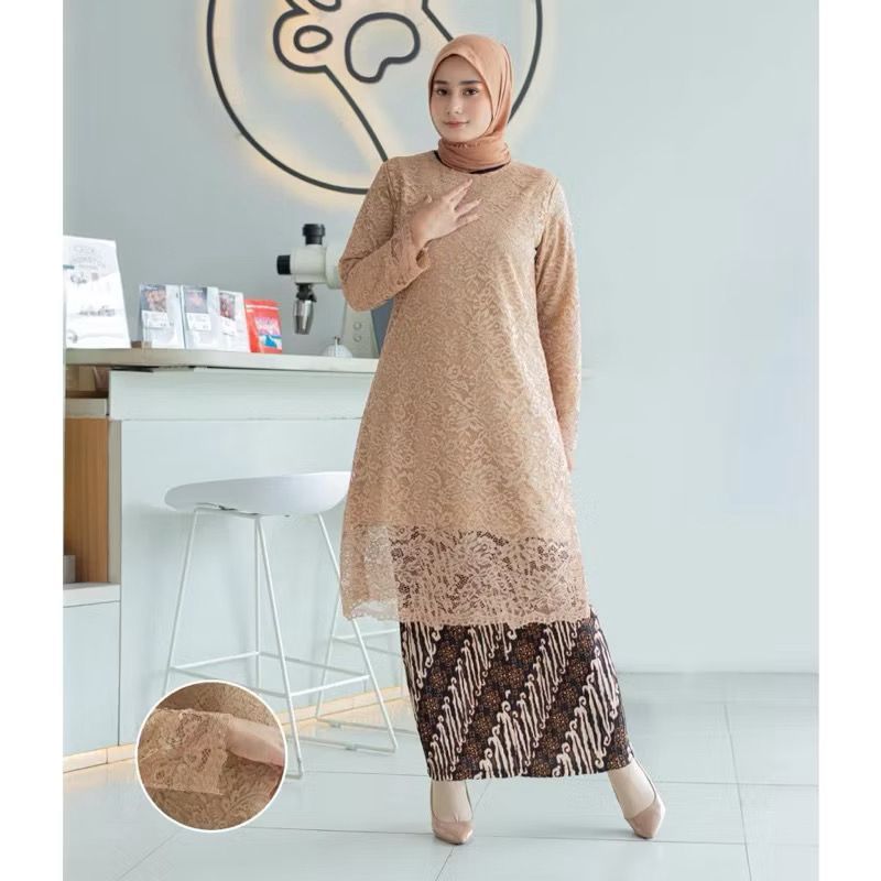 PROMO DISKON 30% SETELAN KEBAYA TUNIK-SETELAN KEBAYA TUNIK BROKAT JUMBO -Setelan Kebaya Tunik Brukat
