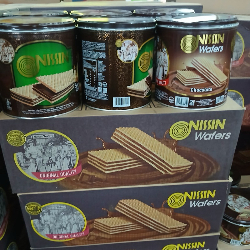 

Nissin Wafer Chocolate Kaleng 570g kemasan 1 dus