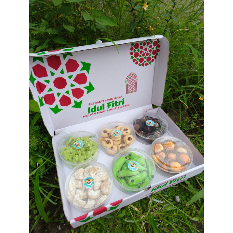 

Kue Kering isi 6 Toples box kardus