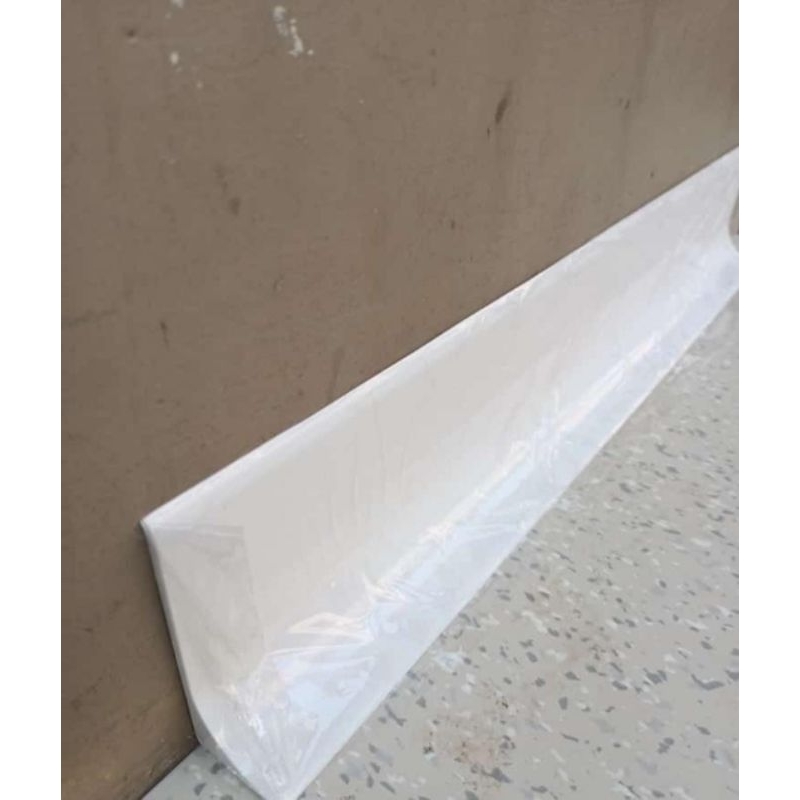 plint lantai hospital