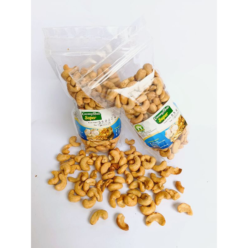 

Kacang mente goreng super 250 gr