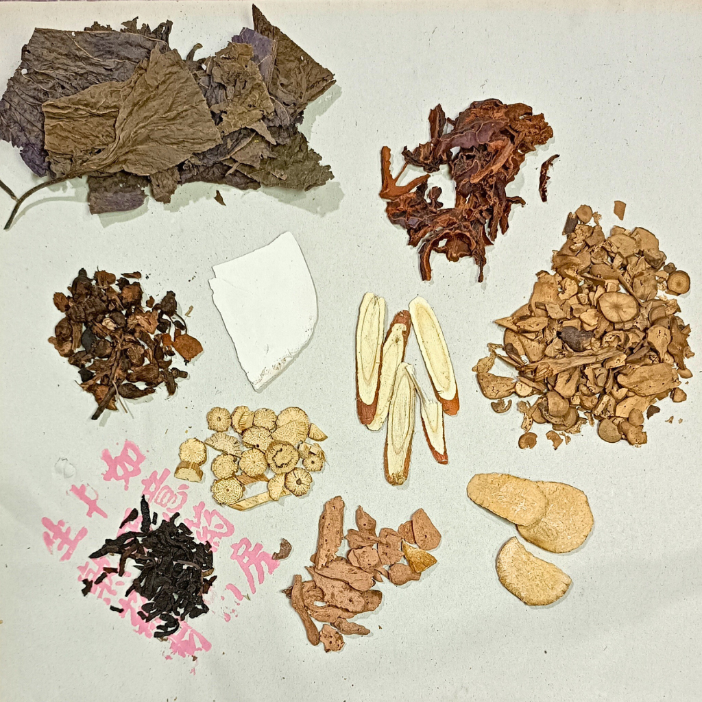 

Ramuan Herbal untuk Mengatasi Edema (Penumpukan Cairan Dalam Jaringan Tubuh)