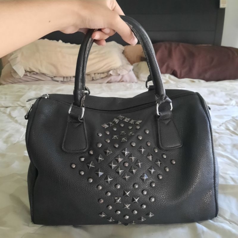 Authentic Tas The Executive Hitam Slingbag Handbag | Preloved