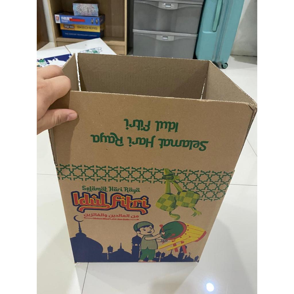 

KARDUS PARCEL LEBARAN / KARDUS IDUL FITRI 40x30x29 - MEDIUM COKLAT