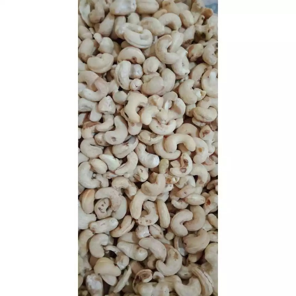 

Kacang Mete Mede Mente Mentah Utuh DWS (HARUS DIGORENG DULU)