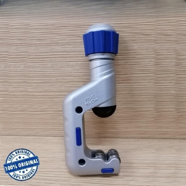 

PEMOTONG PIPA TEMBAGA - TUBE CUTTER VALUE VTC-42 1/4" - 1 5/8" RT67