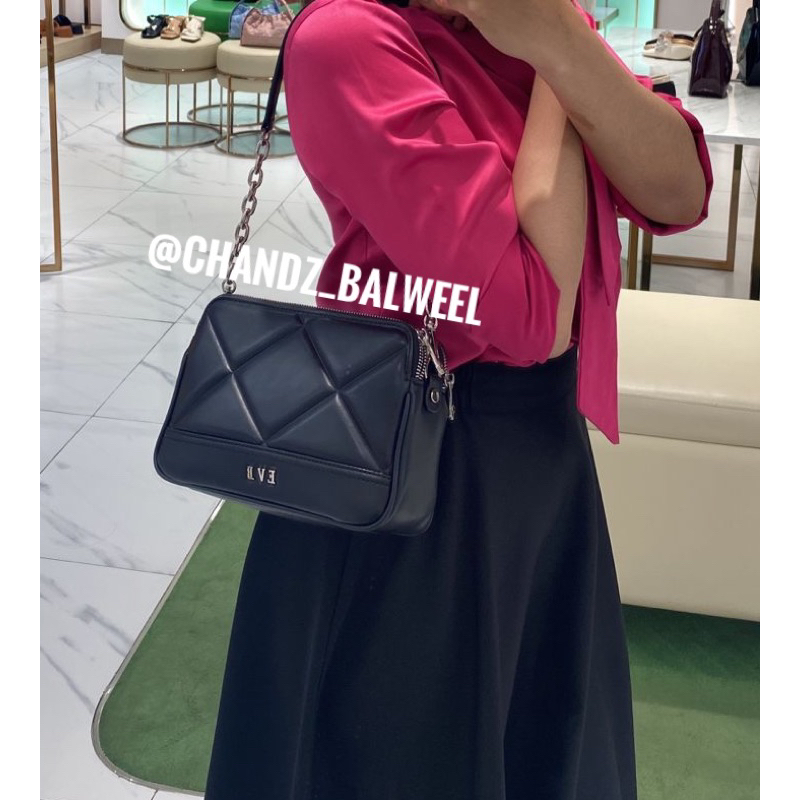 EVB ZEFANY SHOULDER BAGS