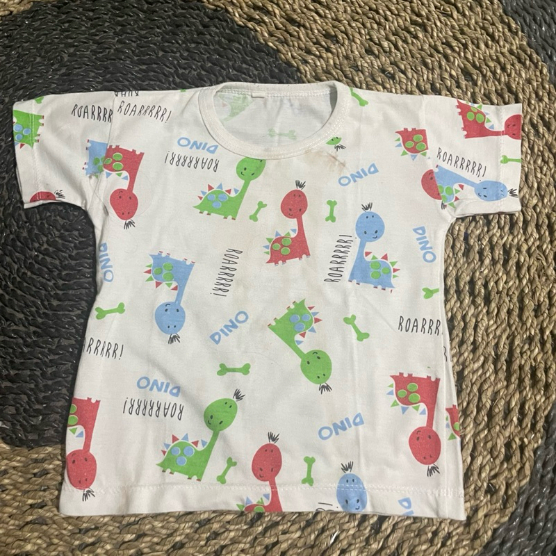 [PRELOVED - BACA DESC] Baju Kaos T-Shirt Anak Putih White Dinosaurus