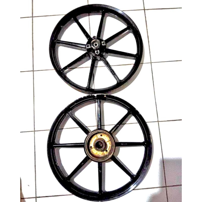 VELG PALANG 8 YAMAHA RING 17 NORMAL BEKAS