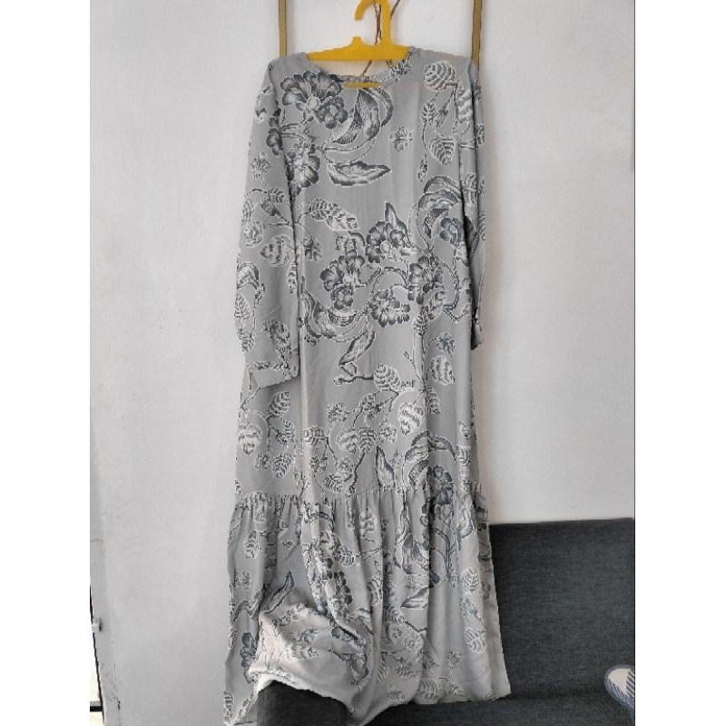 wearing klamby dress