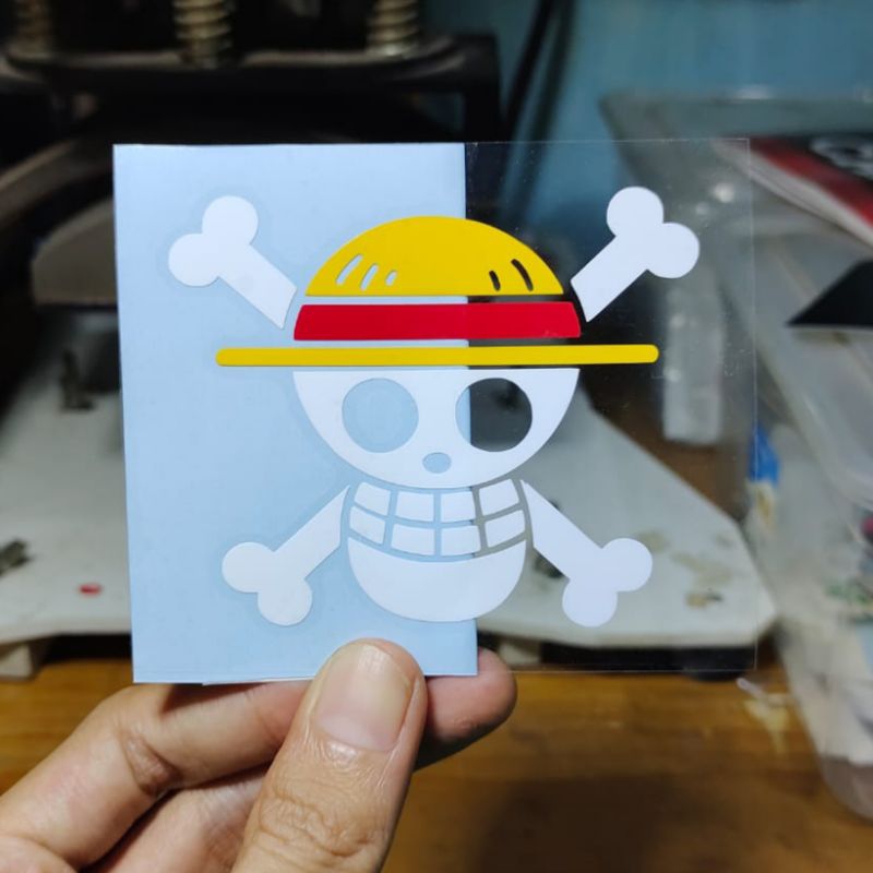 

stiker logo one piece sticker cutting bajak laut anime