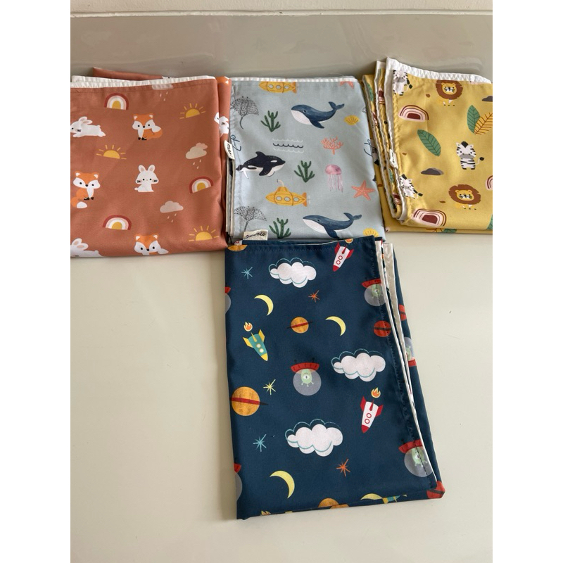 PRELOVED WATERPROOF CHANGING PAD MOOI