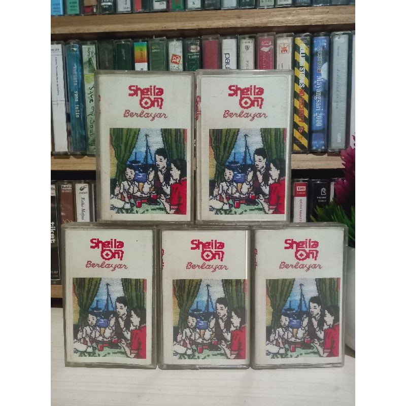 KASET SHEILA on 7 ALBUM BERLAYAR (2011)