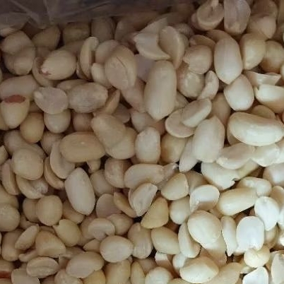 

Kacang Tanah Kupas Mentah-Sedang 41/51 isi 250 gr