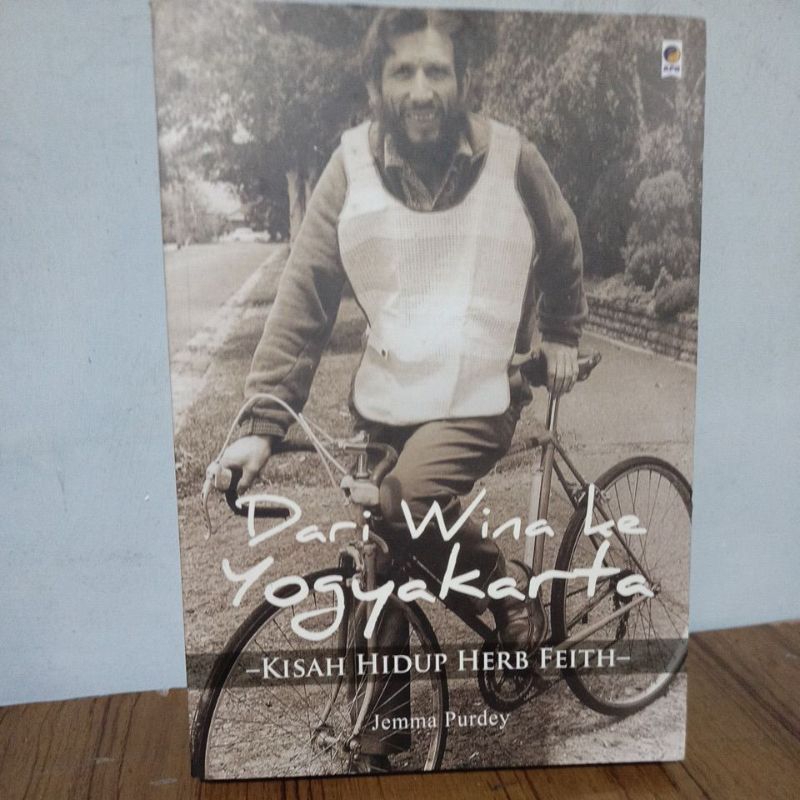 DARI WINA KE YOGJAKARTA; KISAH HIDUP HERB FEITH