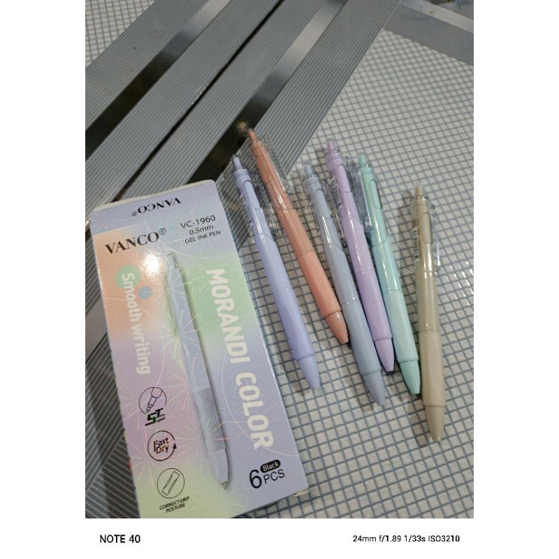 

(1 pak isi 6) bolpoin pencet warna hitam vanco colour