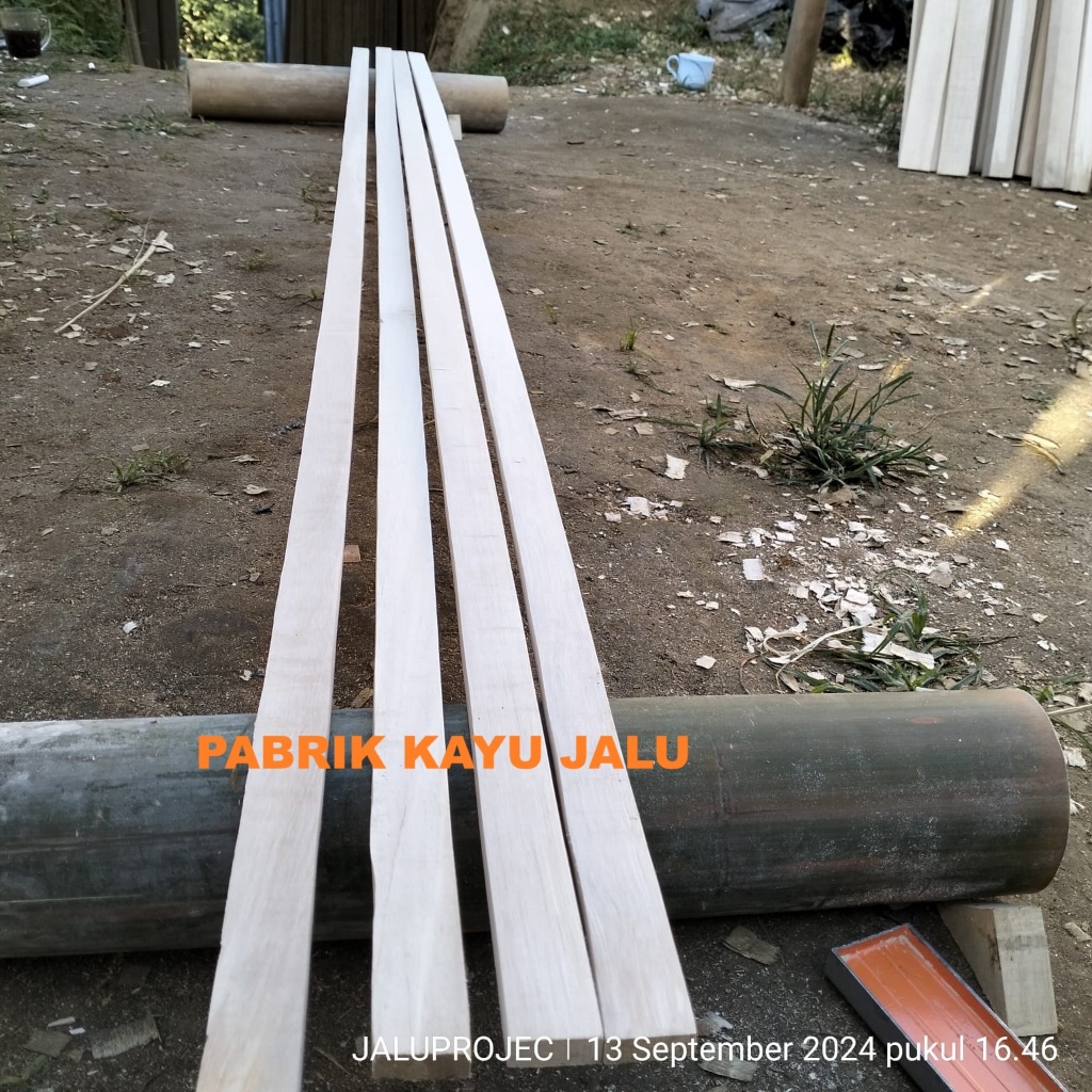 ISI 100 BTG LIST STRIP KAYU TIPIS UK 1CM X 2.5 CM SUDAH HALUS KAYU STRIP SOLID