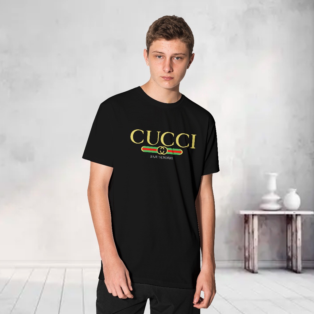 Kaos Distro Original Gambar Plesetan Gucci (24s) Baju Pria dan Wanita