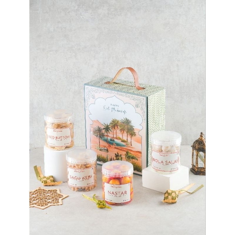 

Hampers Lebaran Premium Tipe Sahara Isi 4 Toples 600 Ml