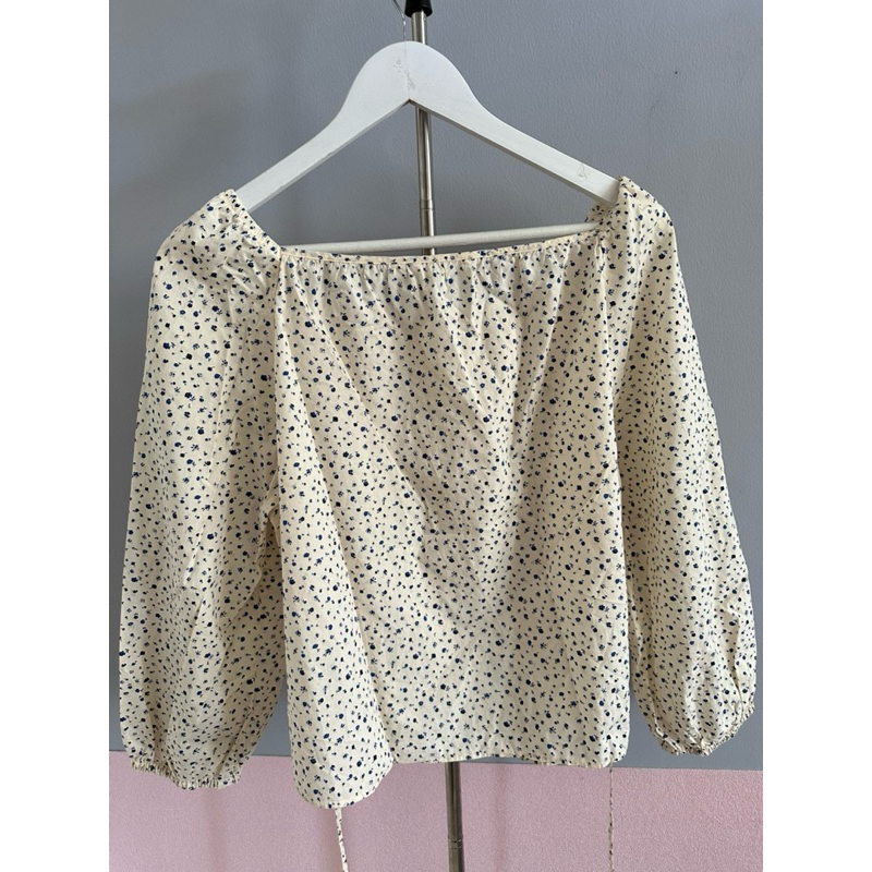 kmeja uniqlo sabrina