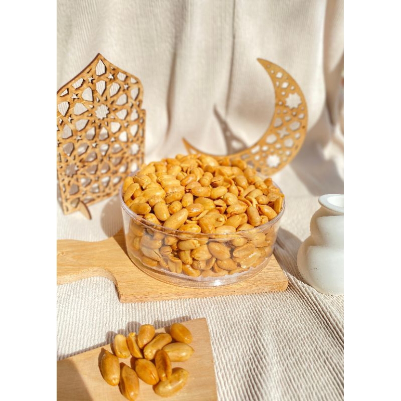 

Snack Cemilan Kacang Bawang 250gr