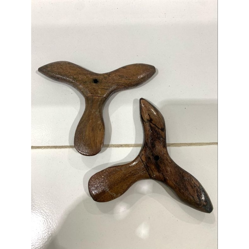 Alat Pijat Kaki Kayu / Alat Pijat Kayu Tradisional