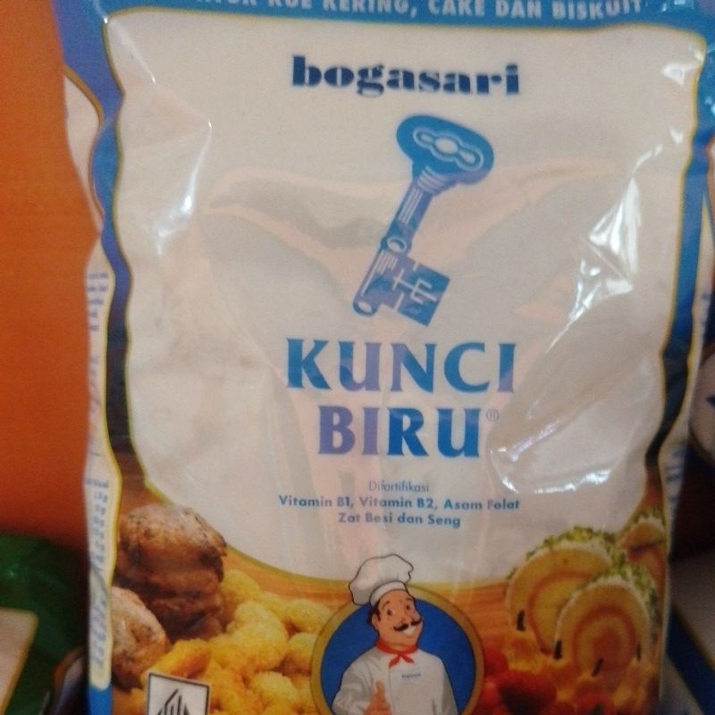 

tepung terigu kunci biru