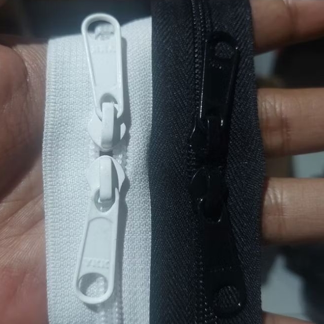 Resleting Tas YKK 2 kepala BERKUALITAS no 5 HITAM dan PUTIH