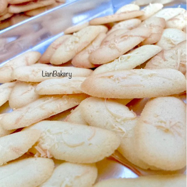 

LB/LIDAH KUCING KEJU RENYAH