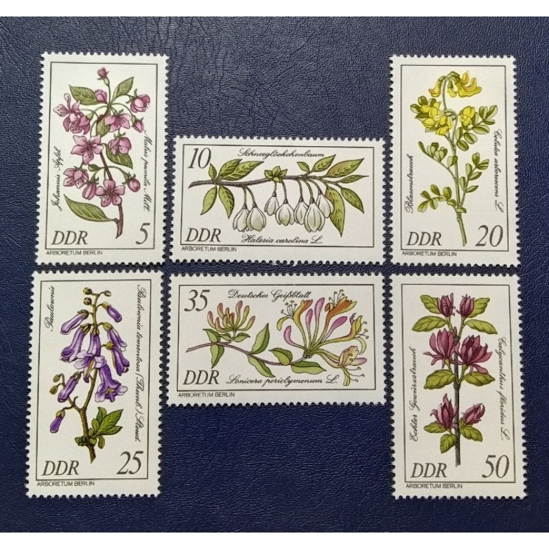 

Prangko Lawas LN DDR Set Lengkap Bunga