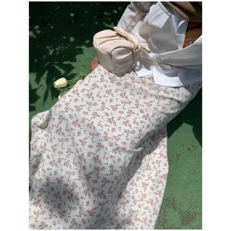 Preloved Floral Skirt/Korean Skirt