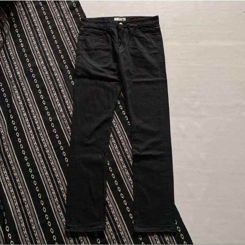 Preloved Bakulan Secondbrand LongPants Vanquish