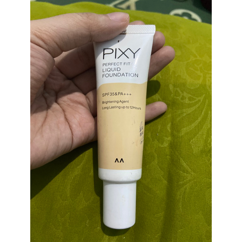 preloved pixy foundation