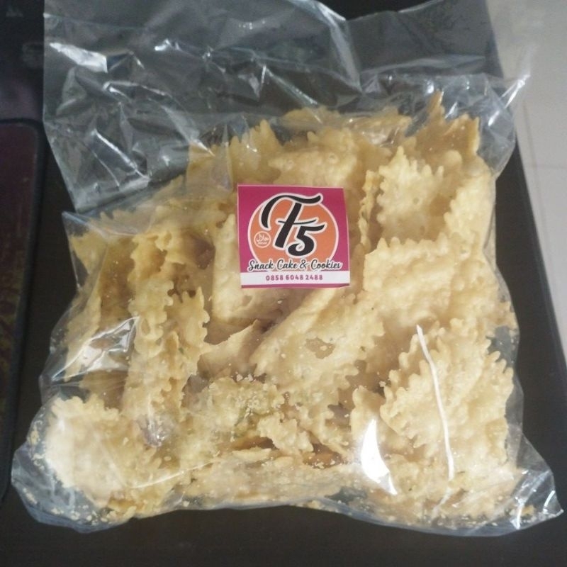 

kripik bawang asoy