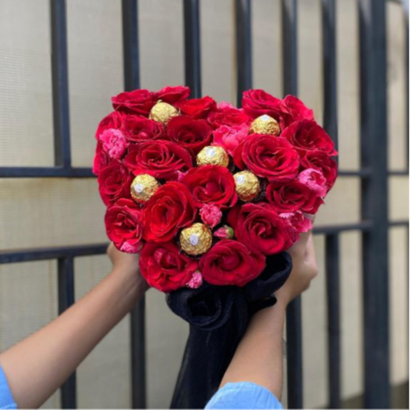 

Bunga Box Fresh Flowers Edisi / valentine / birthday / ultah / anniversary / hari raya