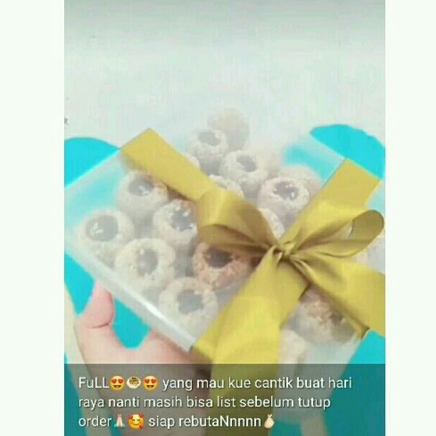 

Hampers kue Choco Nutt Ball/kue lebaran kekinian