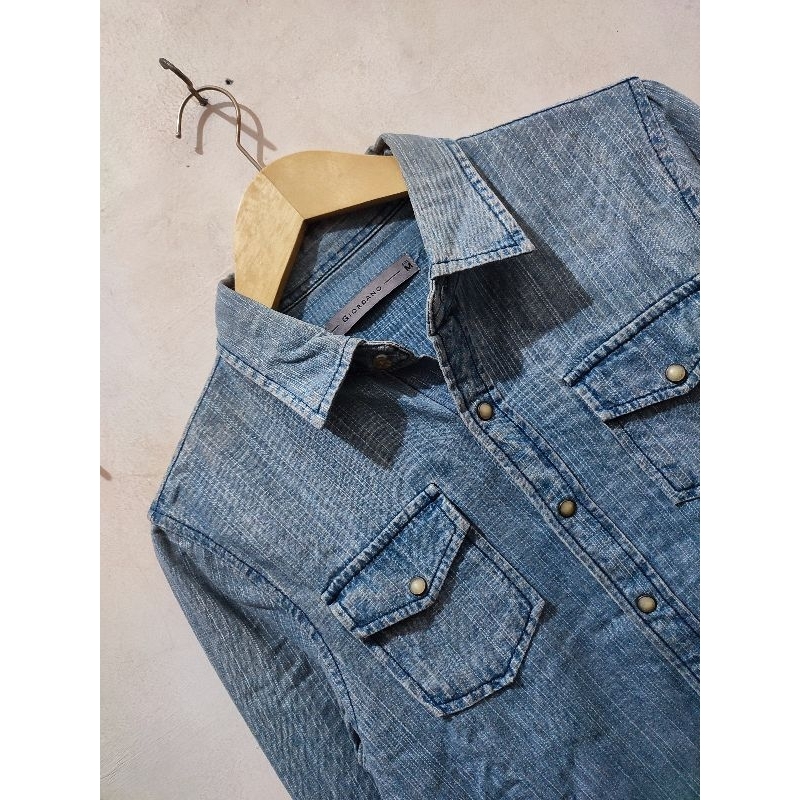 Kemeja Jeans Giordano Kancing Batu Vintage