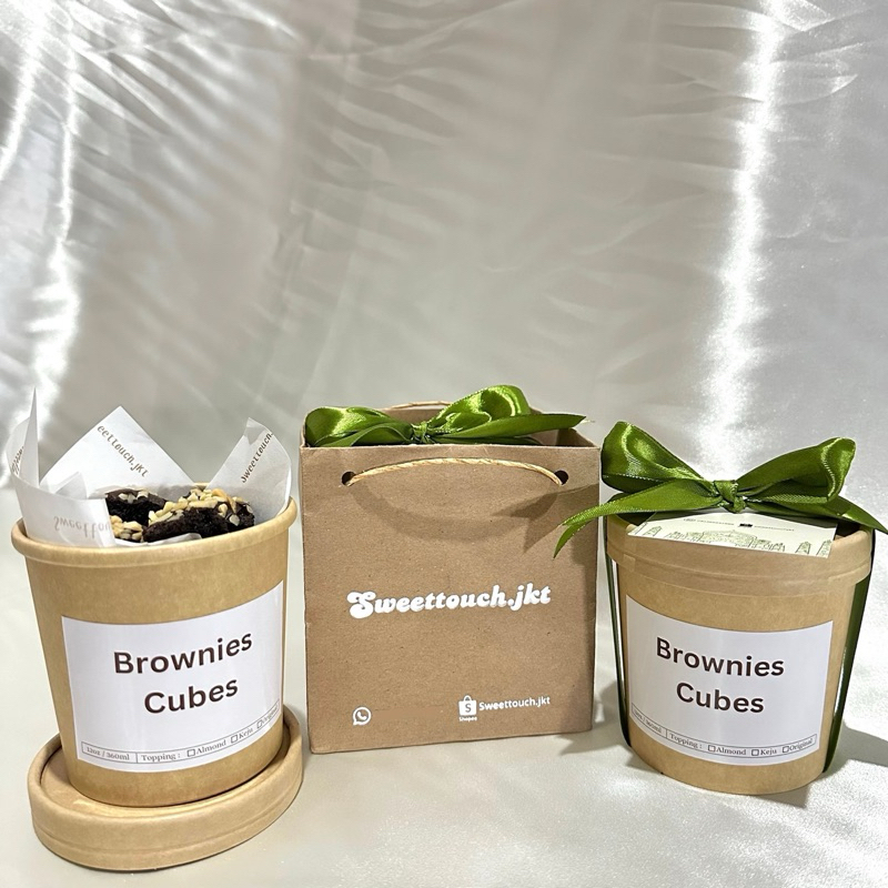 

(READY) Hampers LEBARAN Idul Fitri Brownies Cubes / Brownies Bites Premium
