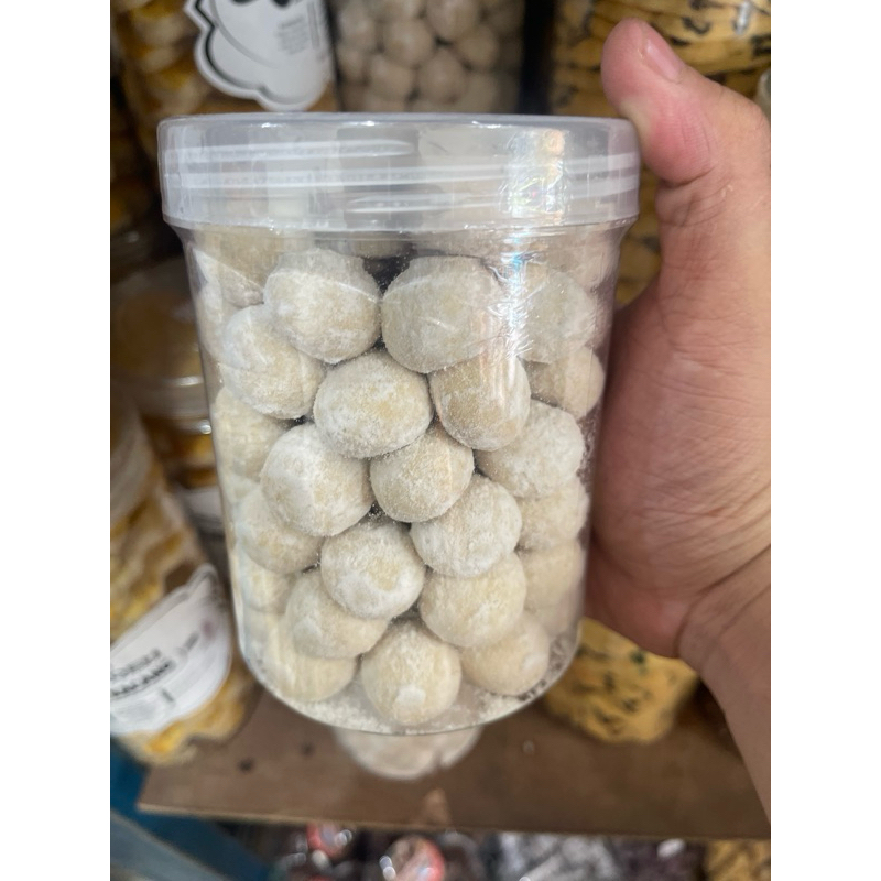 

Kue putri Salju 445gram toples