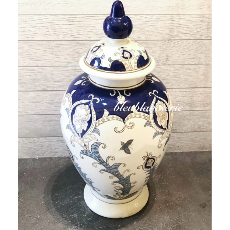 Vas / Guci Keramik Biru Putih Lid