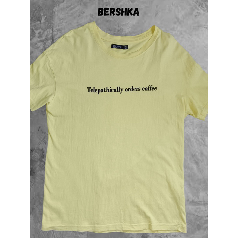 Kaos/T-Shirt wanita Bershka lemon