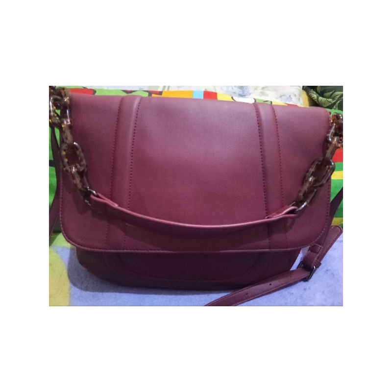 Tas Selempang kulit maroon