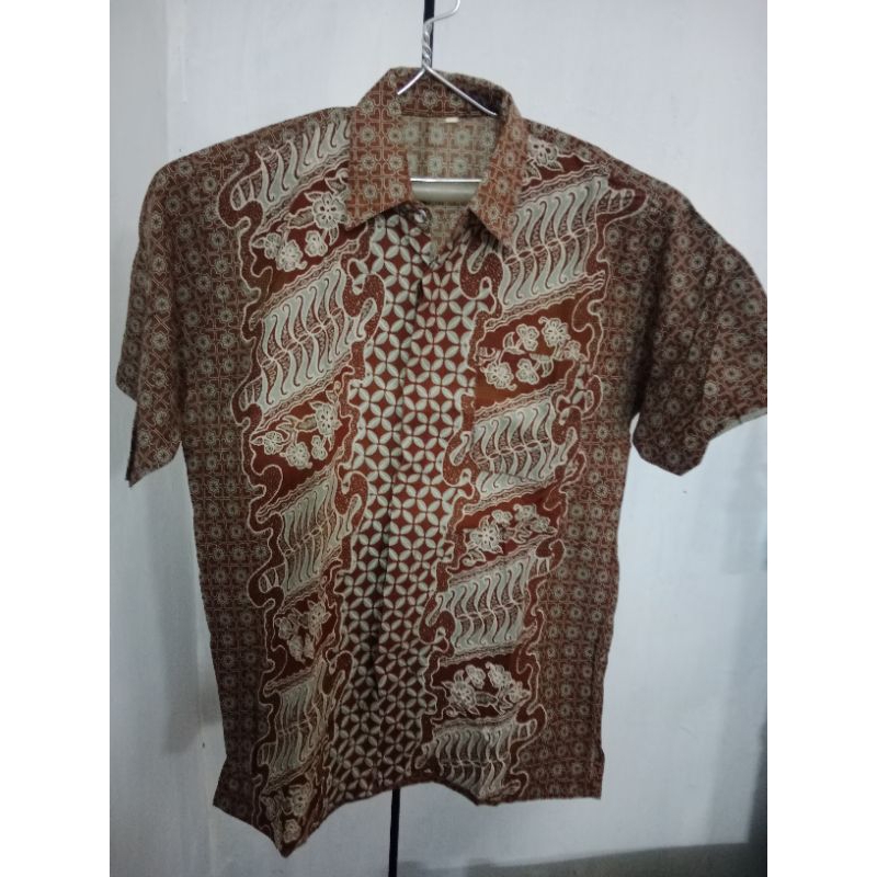 Kemeja pria batik lengan pendek motif daun hijau coklat