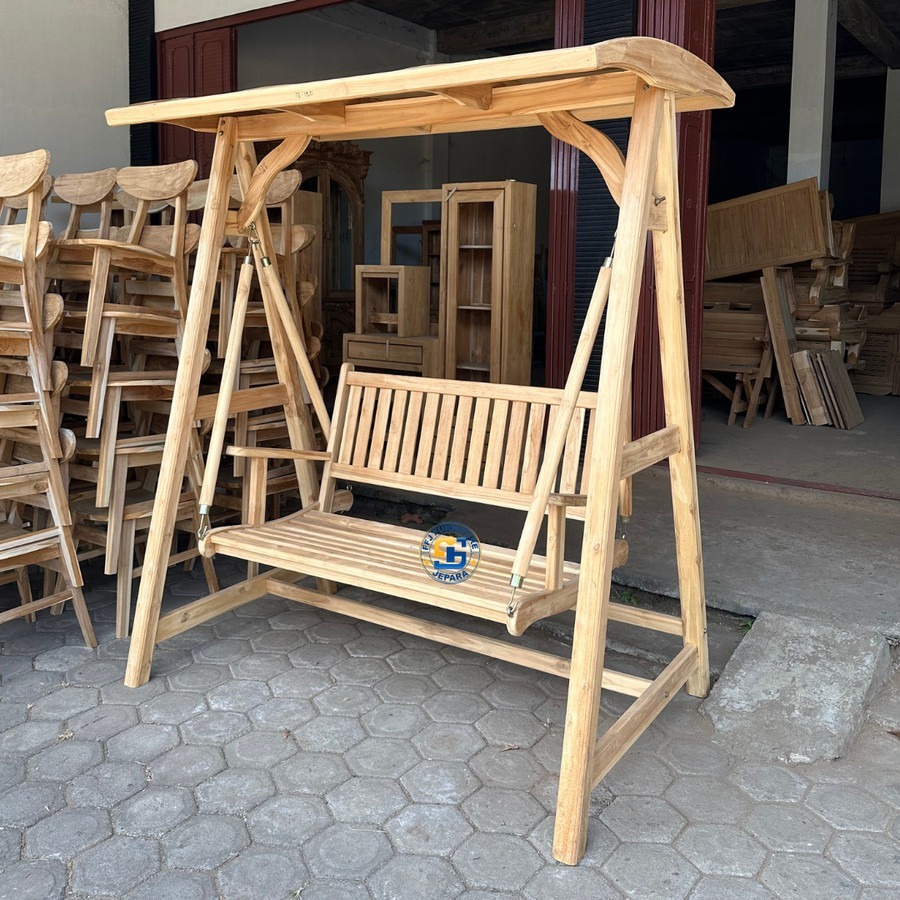 ayunan finishing bahan kayu jati teras rumah minimalis