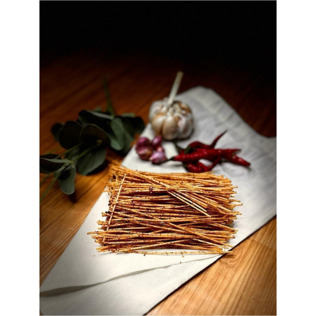 

Makarocis Mie Lidi Asin Daun Jeruk