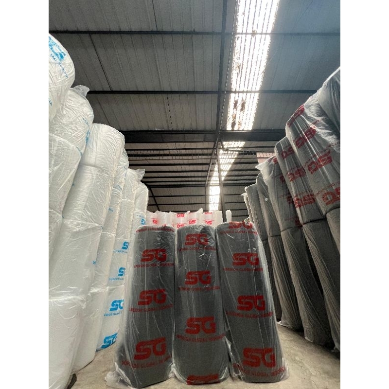 

BUBBLE WARP HITAM 120CM x 50M 3,0KG Noncore